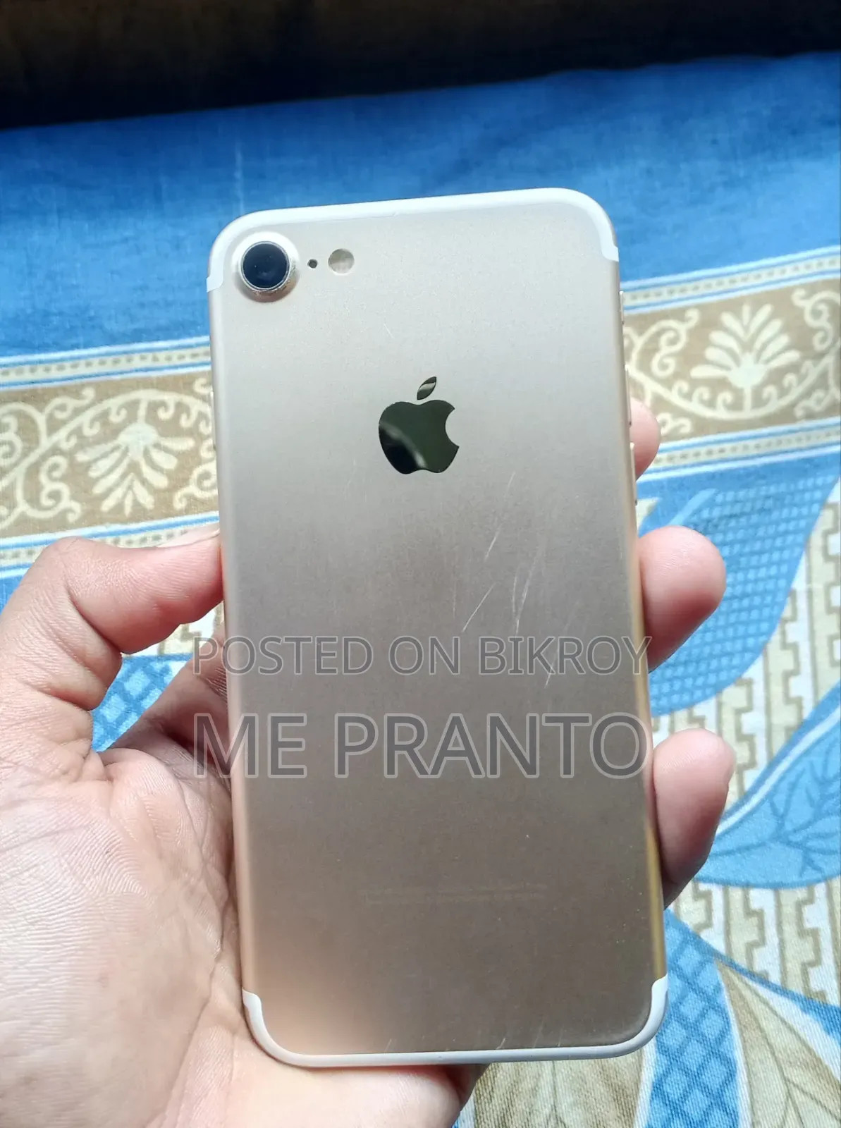 New Apple iPhone 7 128 GB Gold
