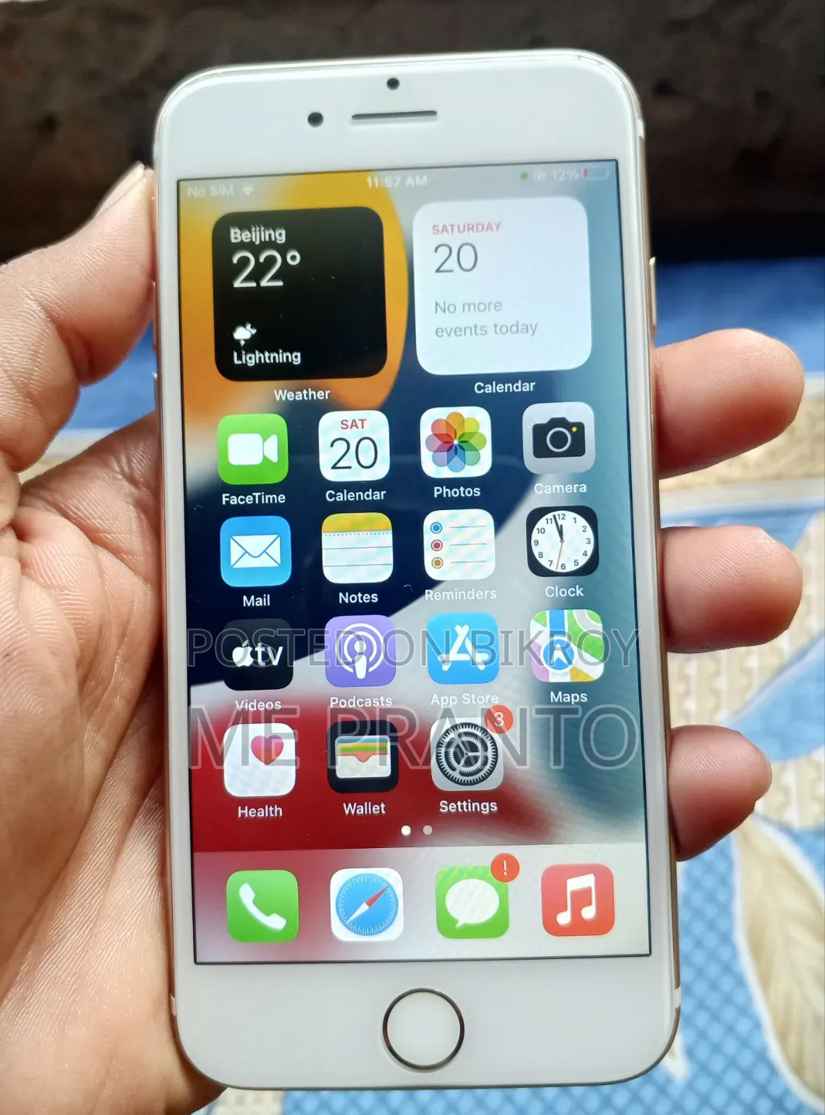 New Apple iPhone 7 128 GB Gold