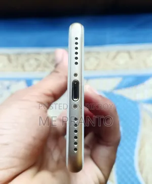 New Apple iPhone 7 128 GB Gold
