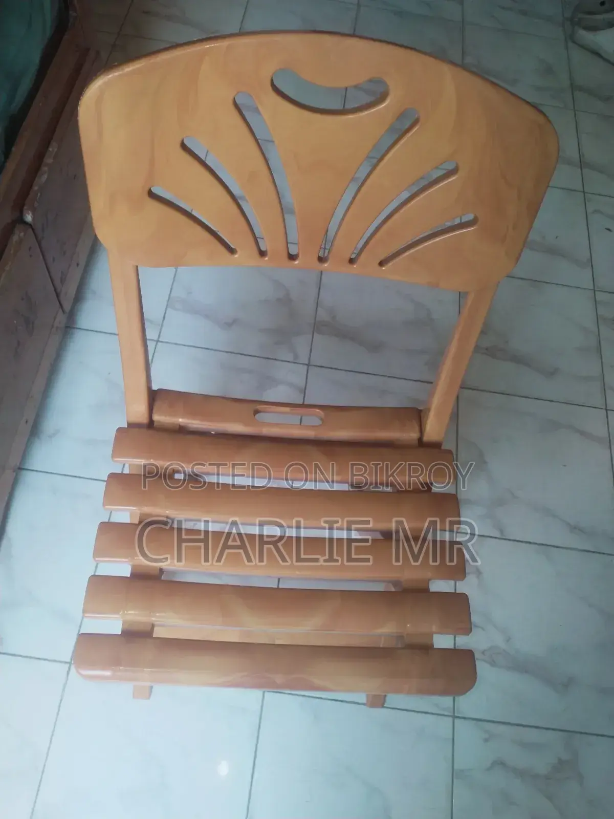 ডেস্কটপ টেবিল + RFL ফোল্ডেবল চেয়ার