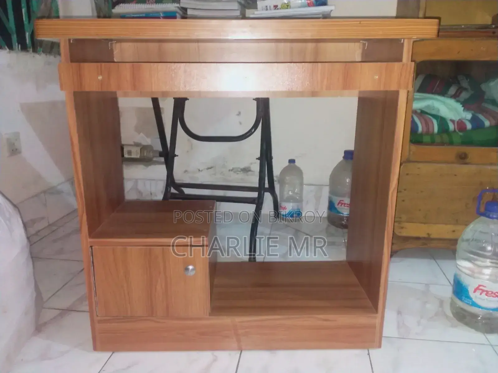 ডেস্কটপ টেবিল + RFL ফোল্ডেবল চেয়ার