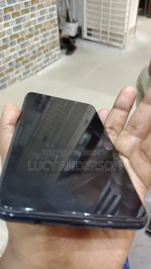 New Samsung Galaxy A7 64 GB Black