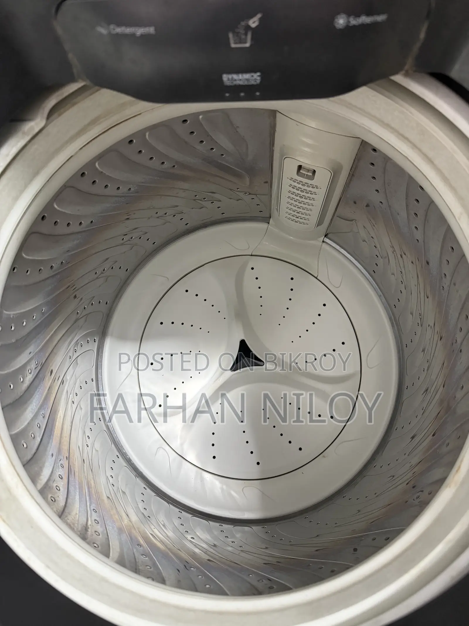 Washing Machine (Whirlpool)