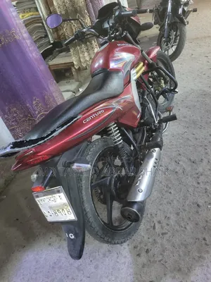 Mahindra Centuro 2018 Red
