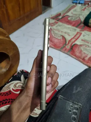 স্যামসাং গ্যালাক্সি এস২৪ আল্ট্রা ৫১২ জিবি ইয়েলো