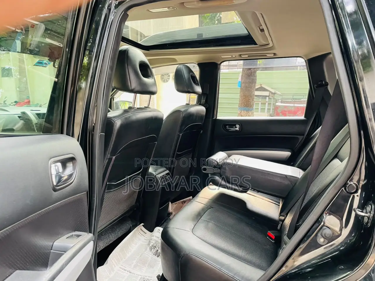 New Nissan X-Trail 2012 Black