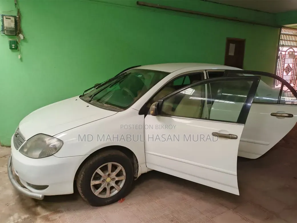 Toyota Corolla 2004 White