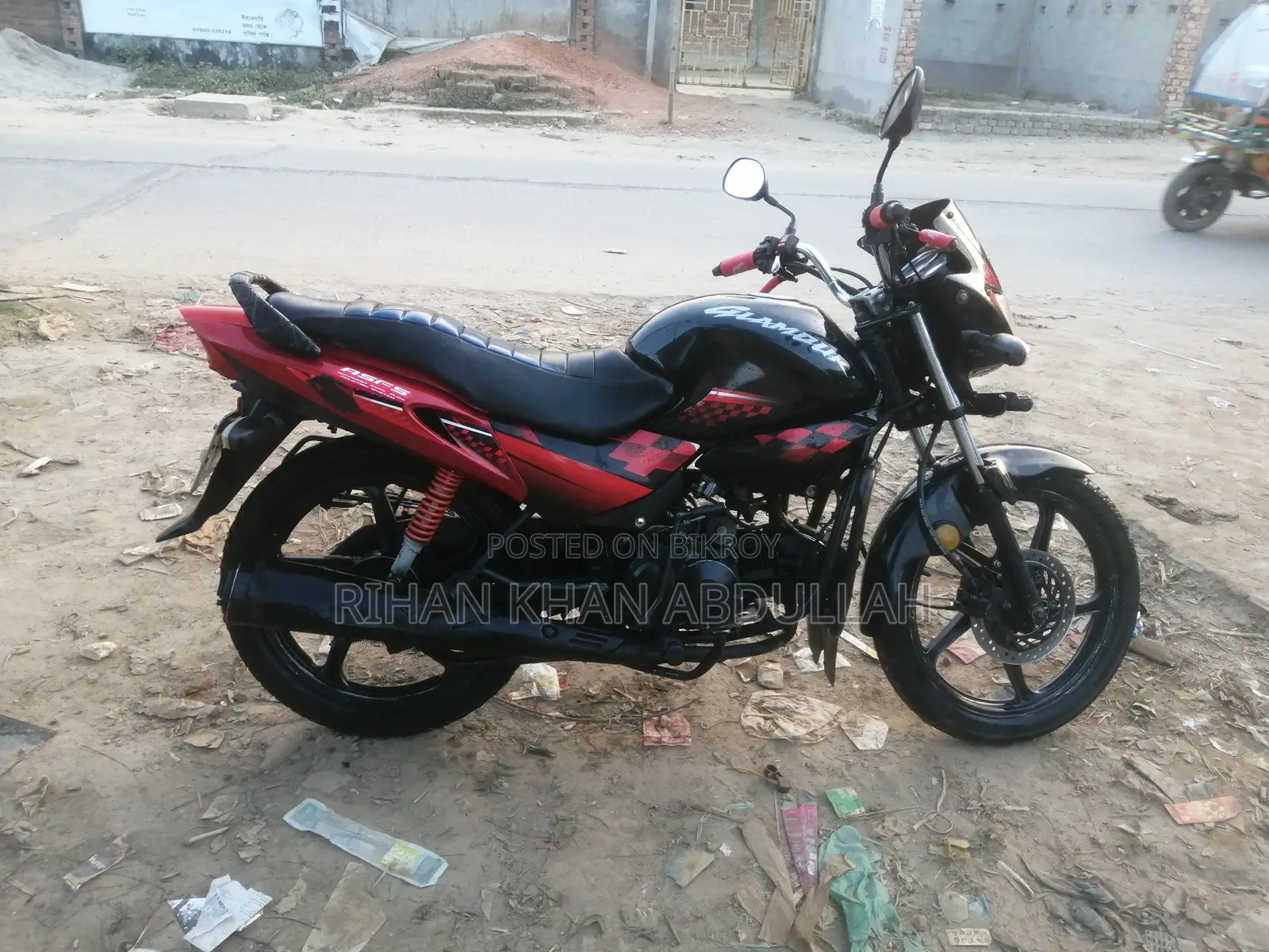 হিরো গ্ল্যামার ২০১৩ কালো