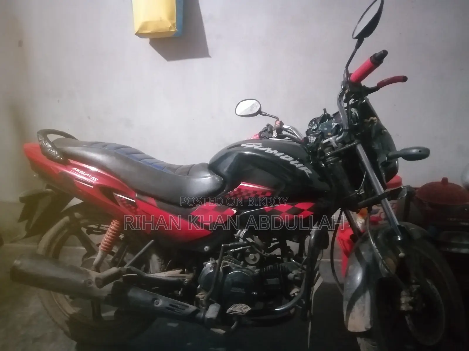 হিরো গ্ল্যামার ২০১৩ কালো