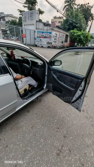 Toyota Corolla Sedan 2005 Silver