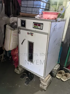 Incubator Machine