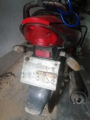 হিরো গ্ল্যামার ২০১৩ কালো