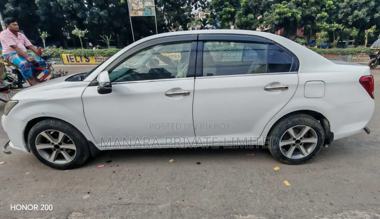 Toyota Axio 1.5 X 2WD 2013 Silver