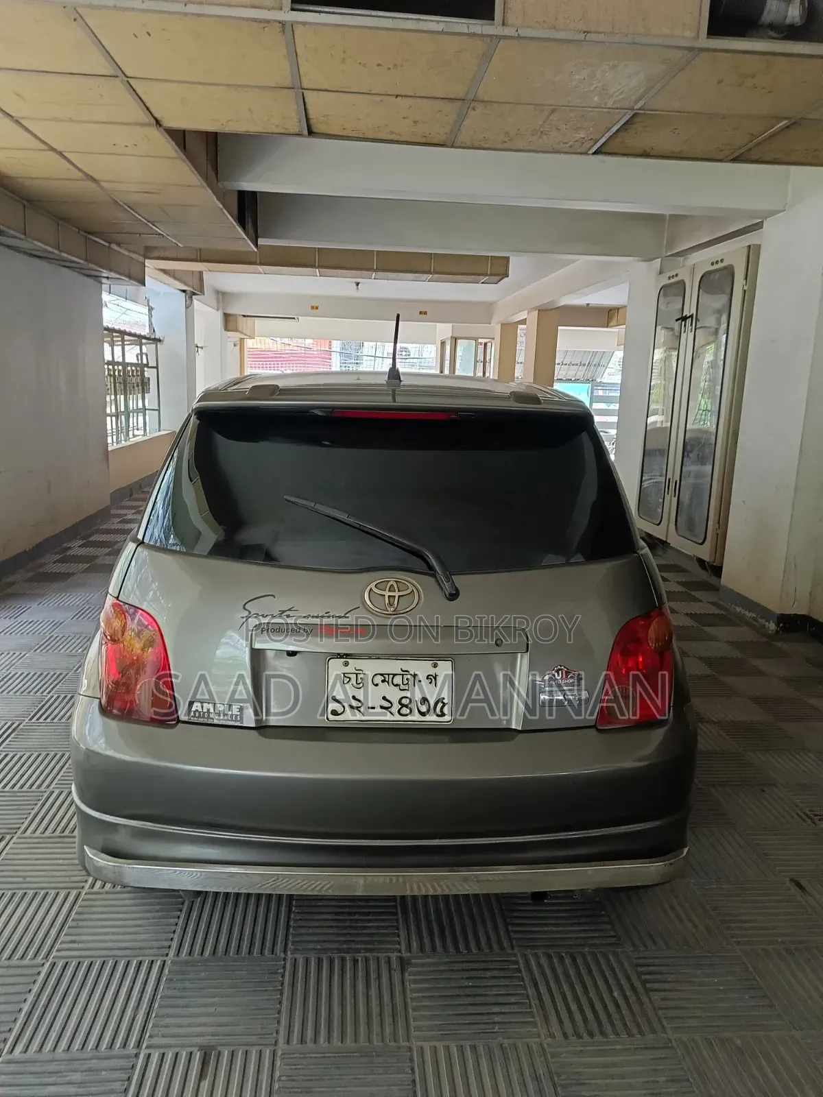 Toyota IST 2004 Gray
