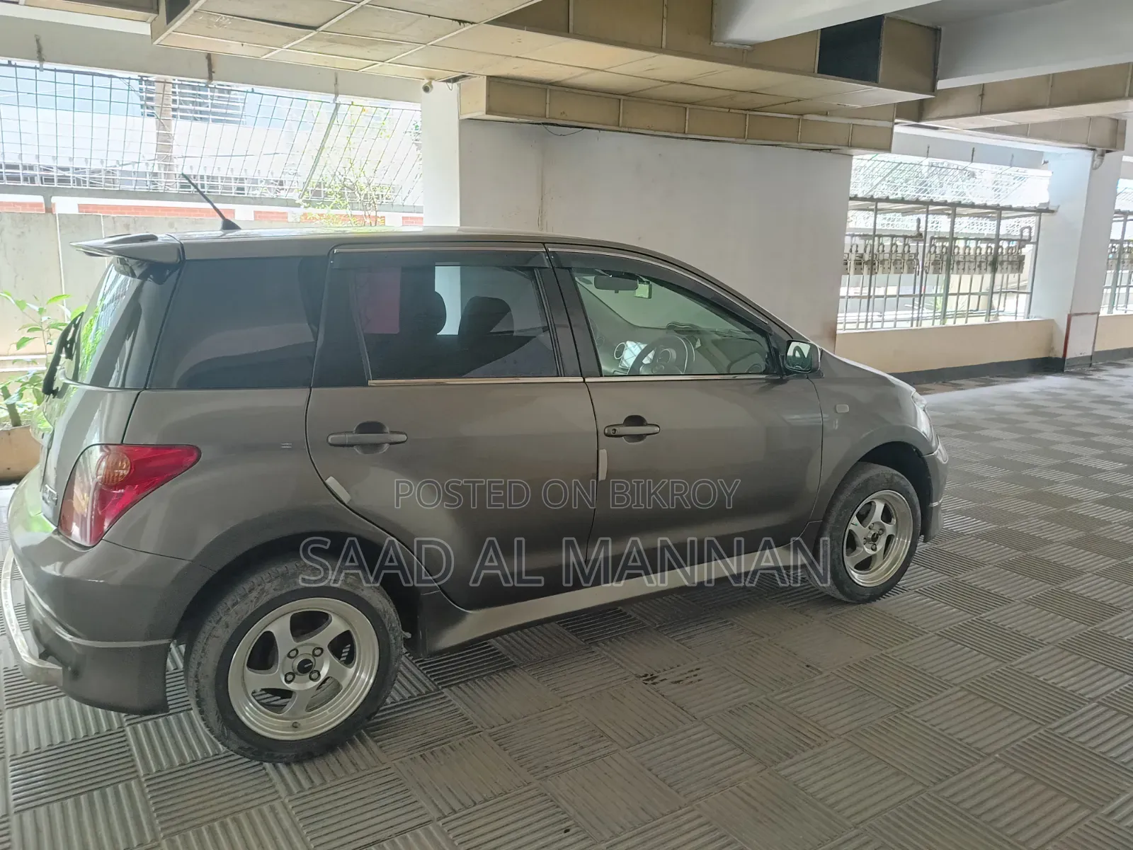 Toyota IST 2004 Gray