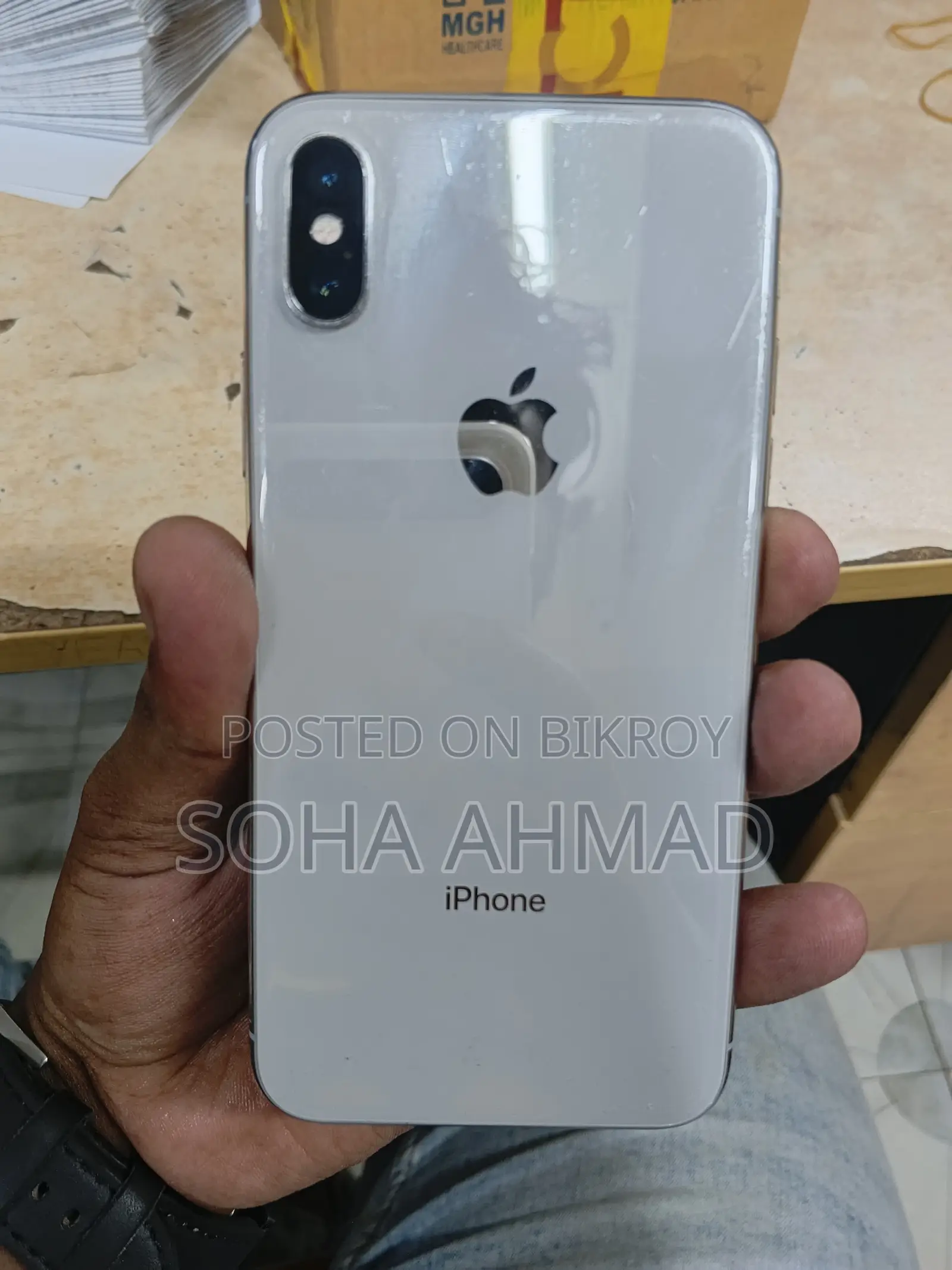 Apple iPhone X 64 GB White