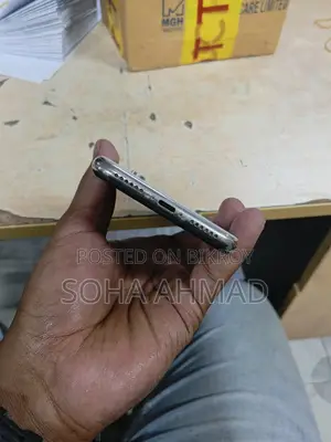 Apple iPhone X 64 GB White