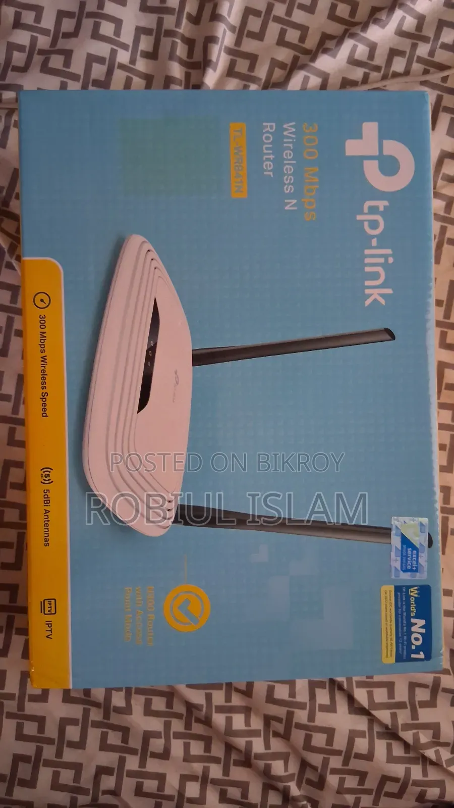Tp-Link N300 Router. Super Fresh Condition. Everything Is Available.