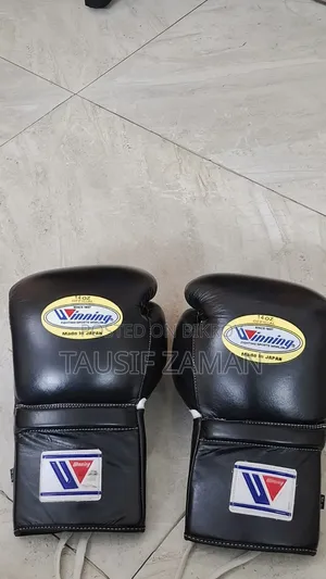 Winning 14oz Professional Boxing Gloves