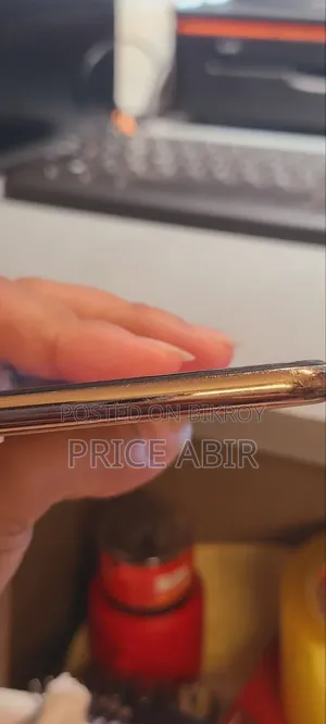 Apple iPhone XS Max 64 GB Gold