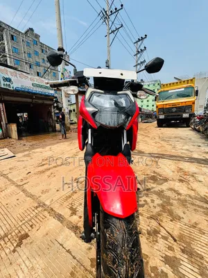 New TVS Apache 160 4V 2021 Red