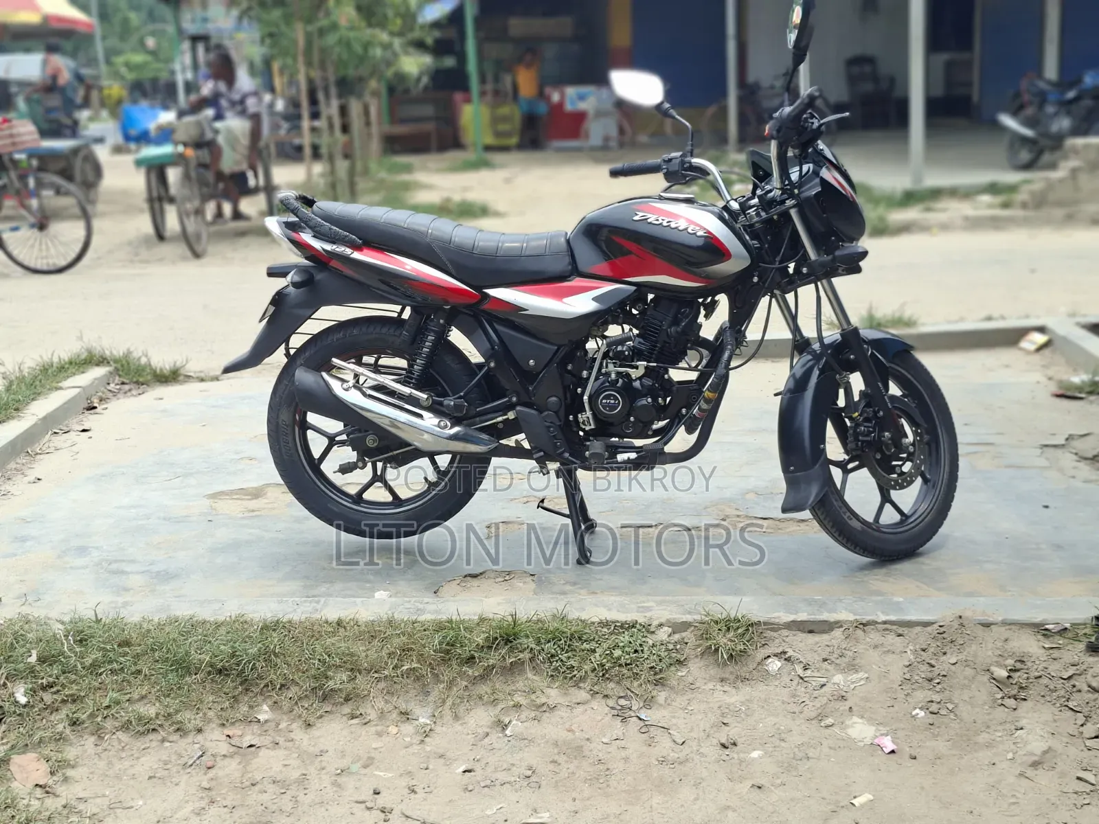 Bajaj Discover 125 2024 Black
