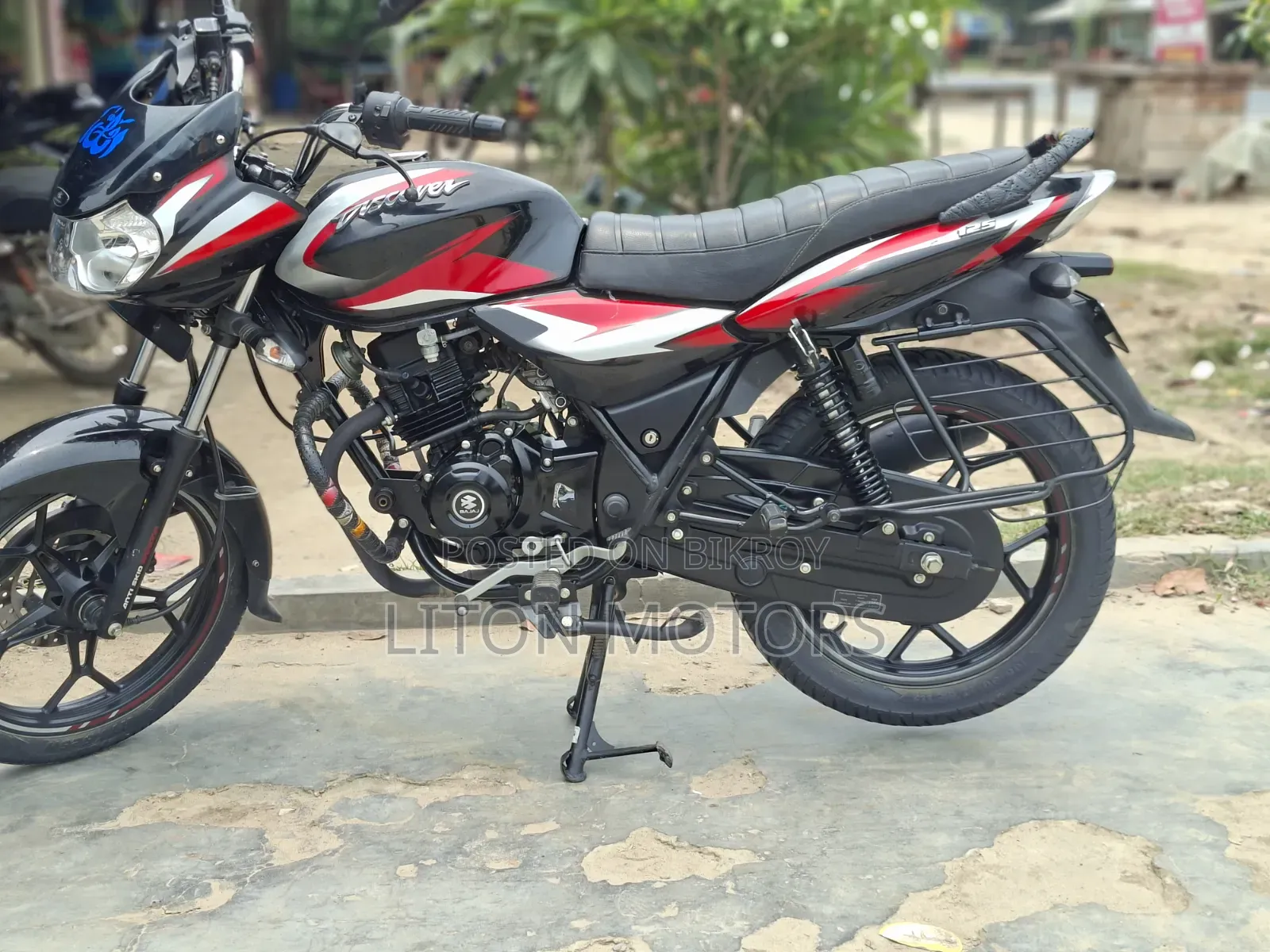 Bajaj Discover 125 2024 Black