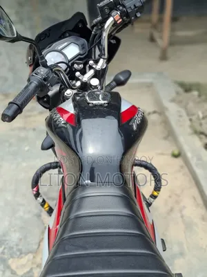 Bajaj Discover 125 2024 Black