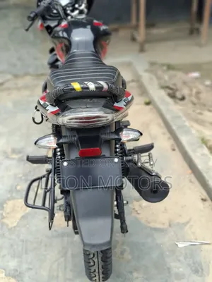 Bajaj Discover 125 2024 Black