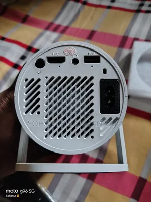 Smart Mini Projector for Sale! Android 1GB RAM, 8GB ROM