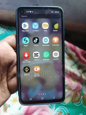 Samsung M40 6/128