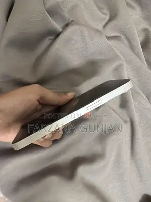 Apple iPhone 13 128 GB White