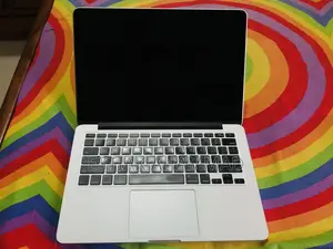 Laptop Apple MacBook Pro 2015 8GB Intel Core I5 SSD 128GB
