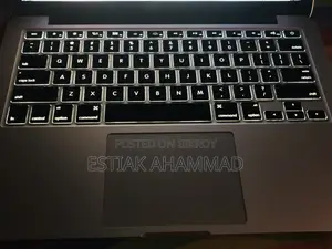 Laptop Apple MacBook Pro 2015 8GB Intel Core I5 SSD 128GB