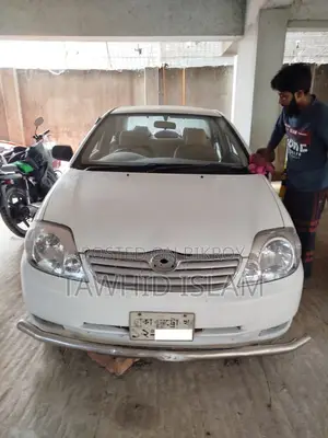 Toyota Corolla 2001 White