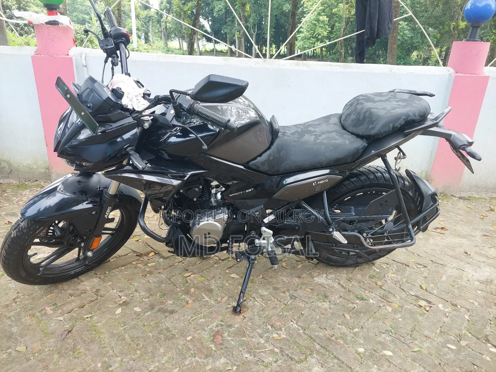 হিরো এক্সট্রিম ১২৫আর ২০২৫ ব্ল্যাক