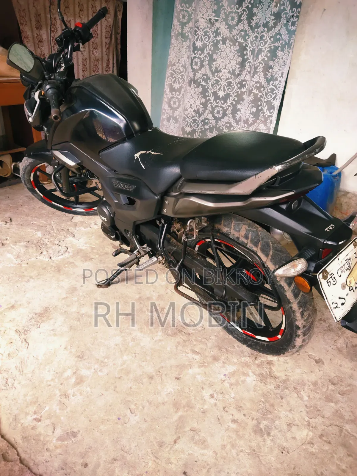 TVS Raider 125 2022 Black