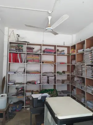 Shop for rent with goods