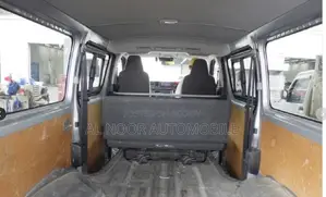 Toyota HiAce 2021 Silver