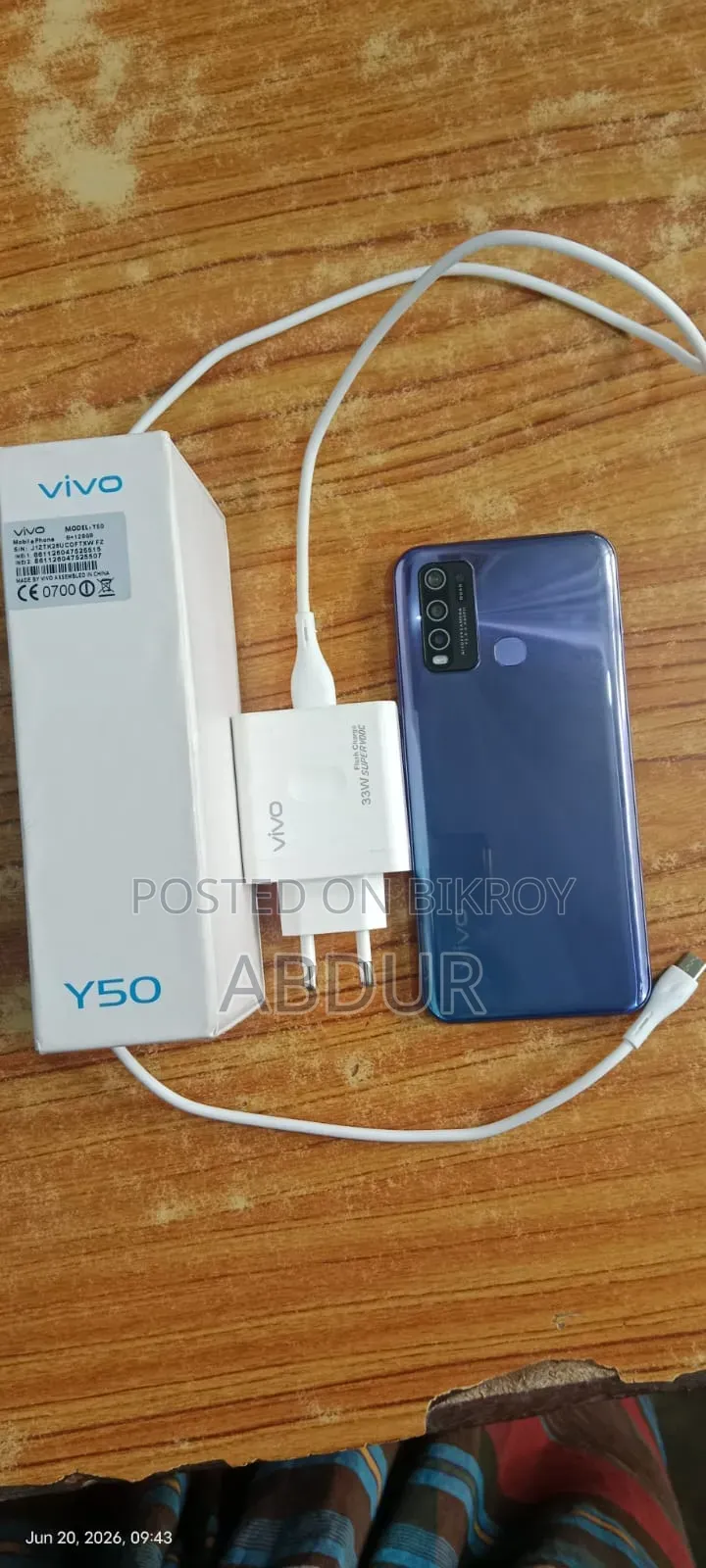 Vivo Y50 128 GB Purple