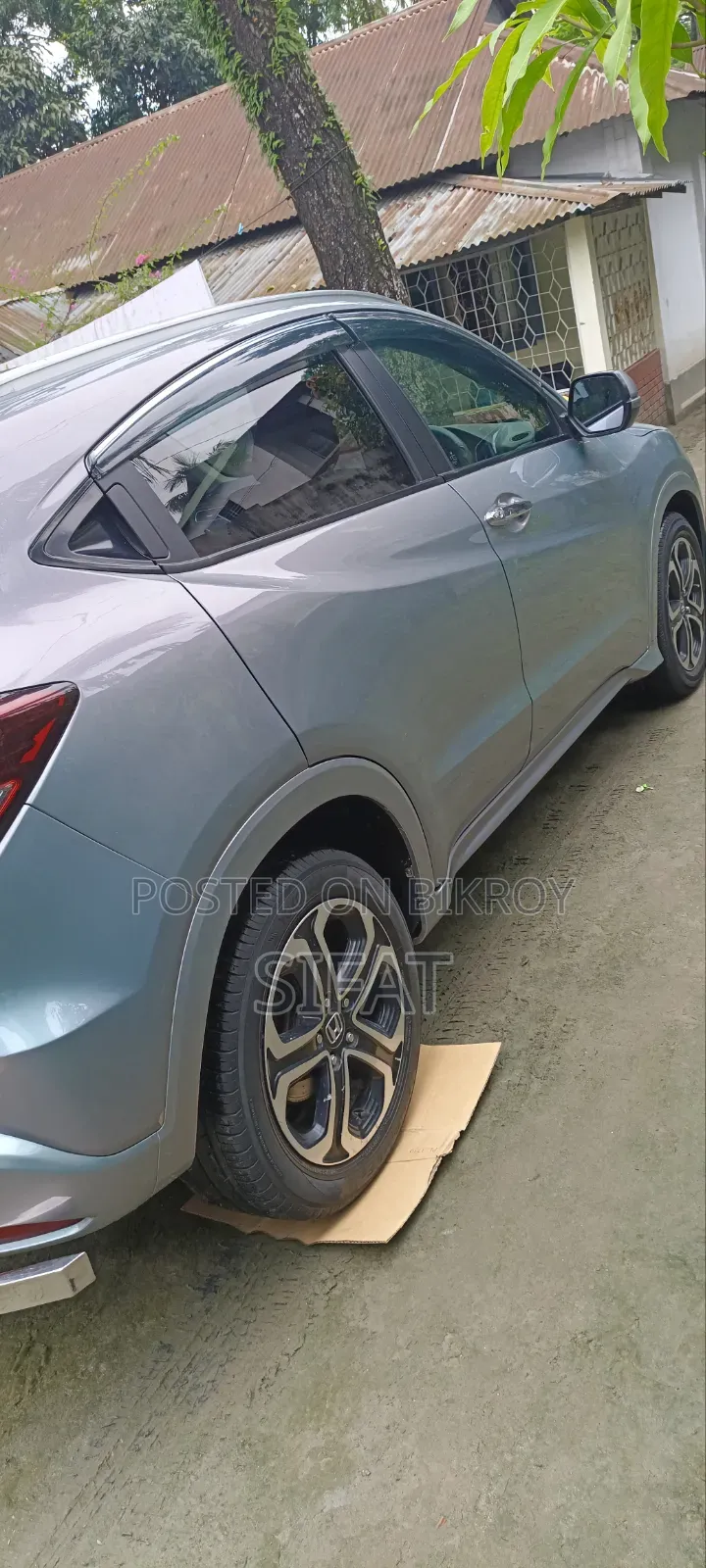 Honda Vezel 2015 Gray