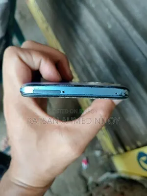 iQOO 128 GB Blue