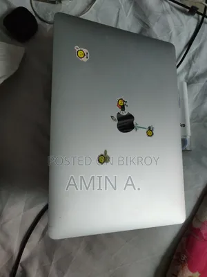 Laptop Apple MacBook Pro 2017 8GB SSD 256GB