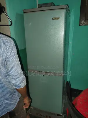 Singer Refrigerator 216 Liters