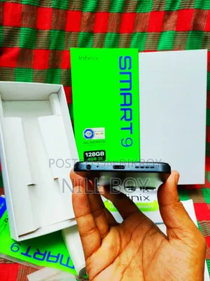 ইনফিনিক্স স্মার্ট ৯ ১২৮ জিবি কালো