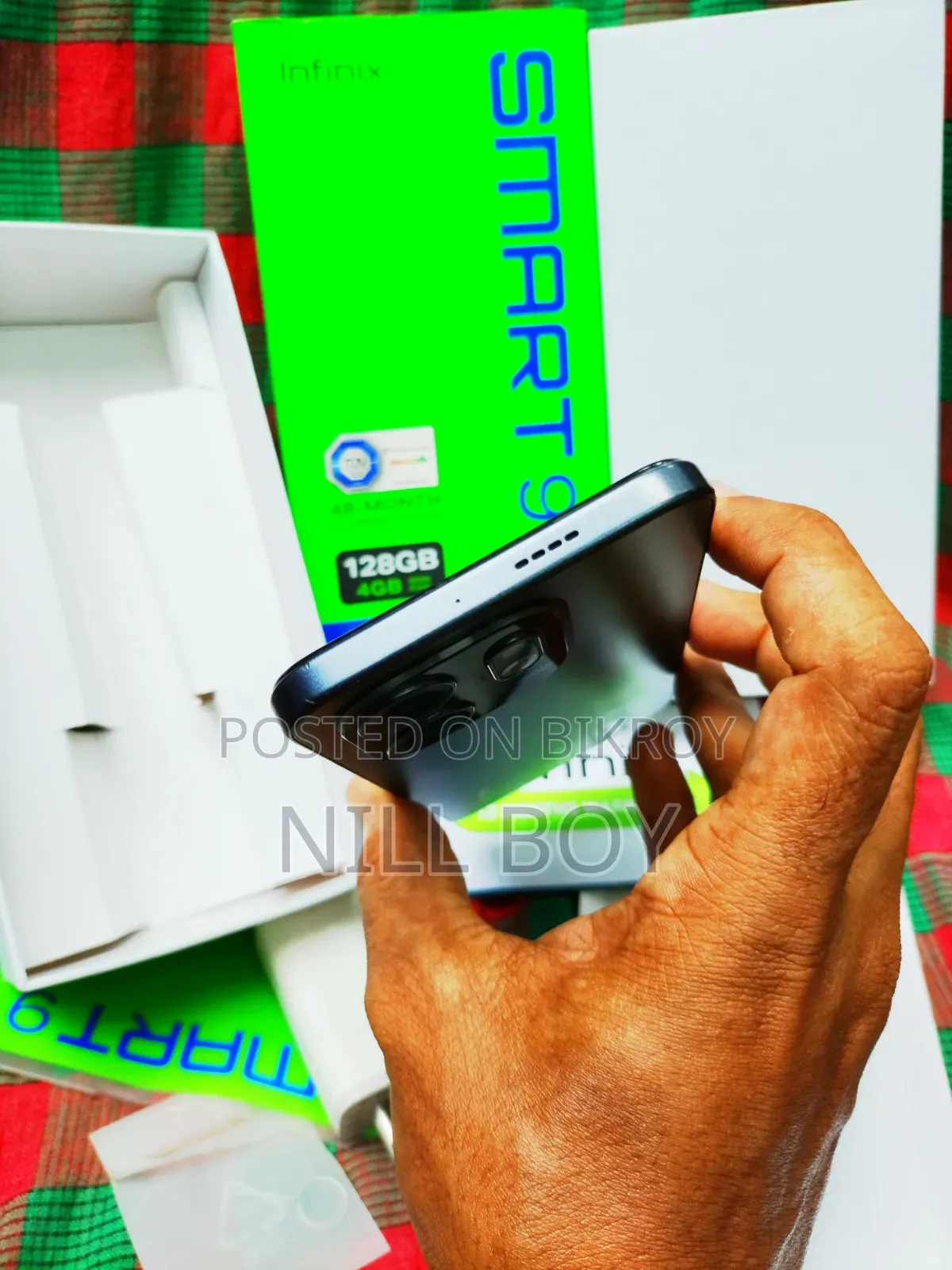 ইনফিনিক্স স্মার্ট ৯ ১২৮ জিবি কালো