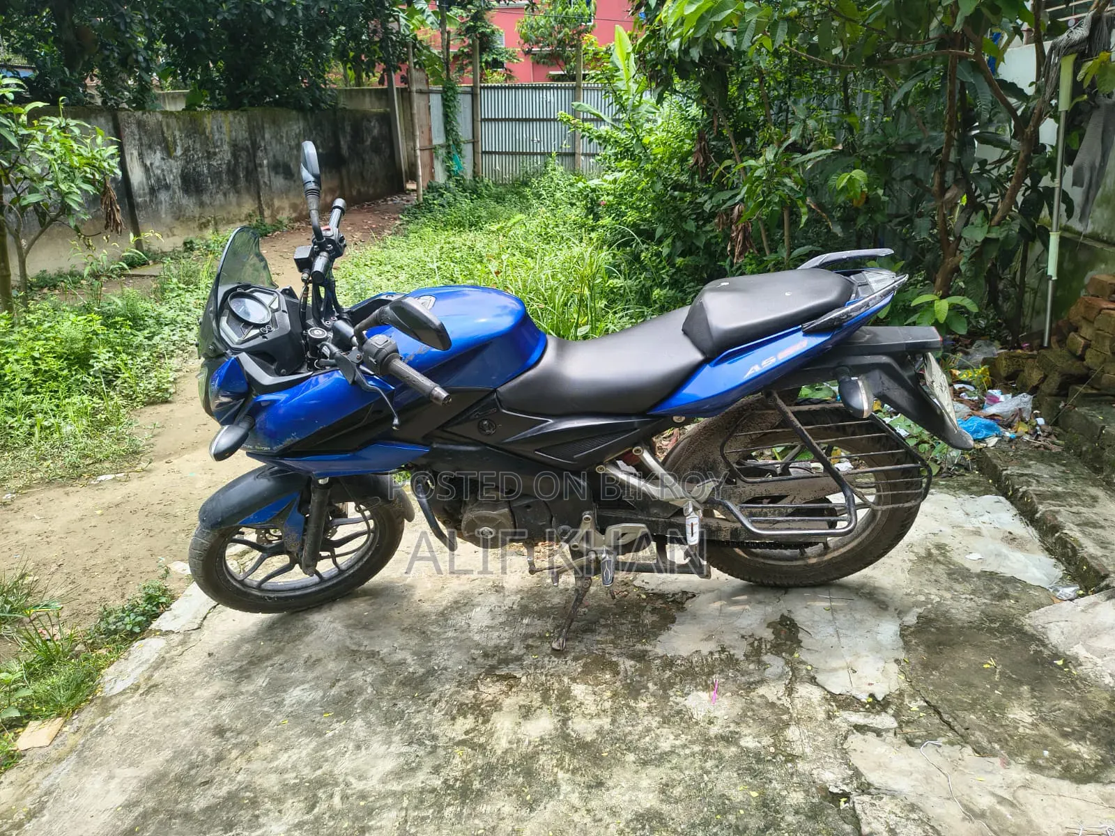 Bajaj Avenger 150 Street 2016 Blue