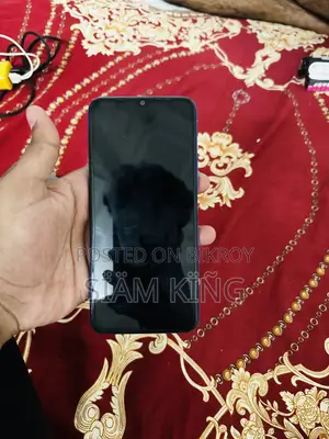 Vivo Y21 64 GB Blue