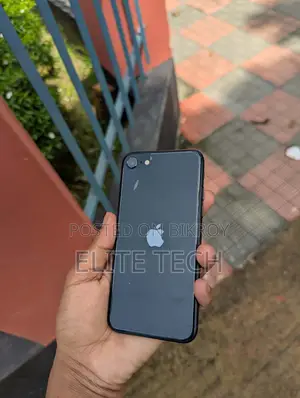 Apple iPhone SE (2022) 64 GB Black