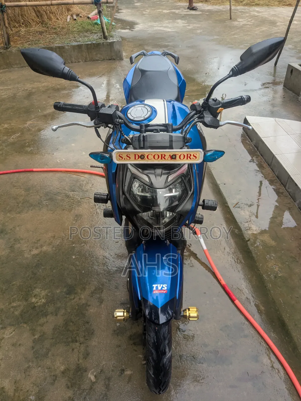 New TVS Apache 160 4V 2020 Blue